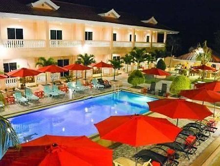 פנגלאו Conrada'S Place Hotel And Resort מראה חיצוני תמונה