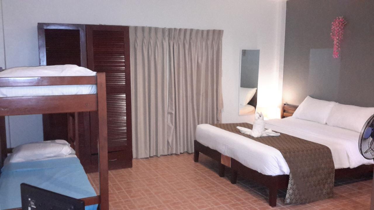 פנגלאו Conrada'S Place Hotel And Resort מראה חיצוני תמונה