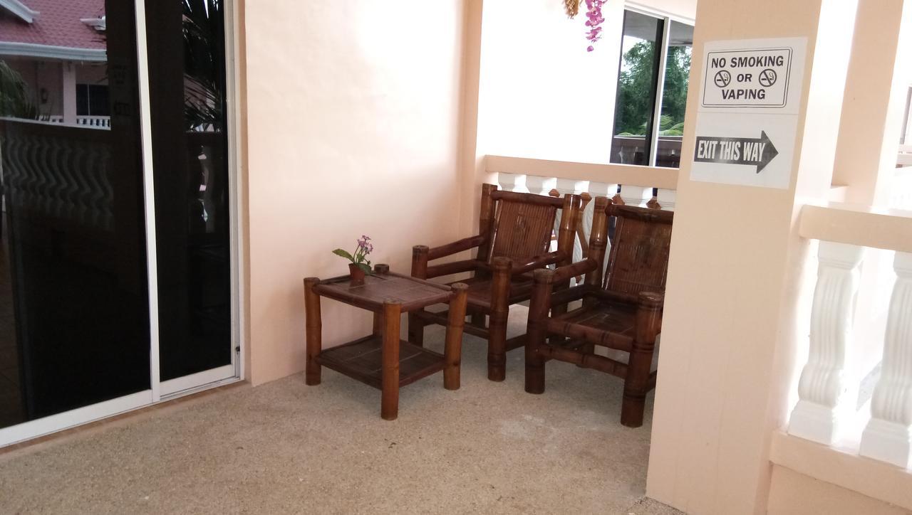 פנגלאו Conrada'S Place Hotel And Resort מראה חיצוני תמונה